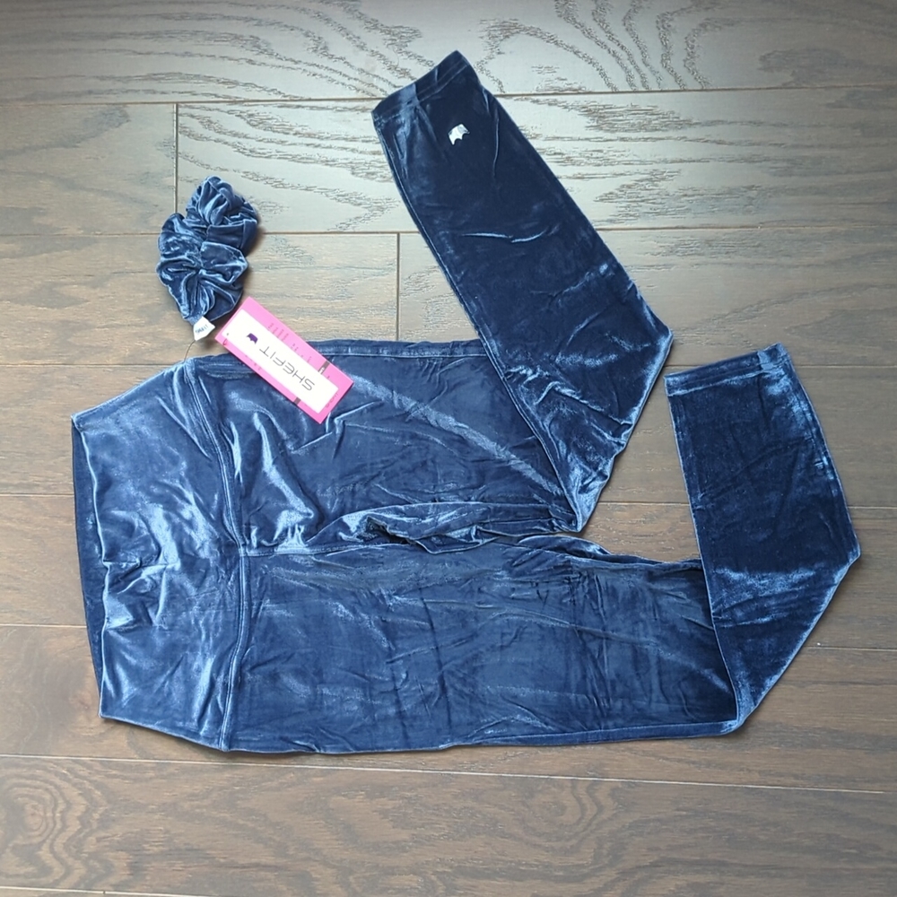 Shefit velvet leggings NWT